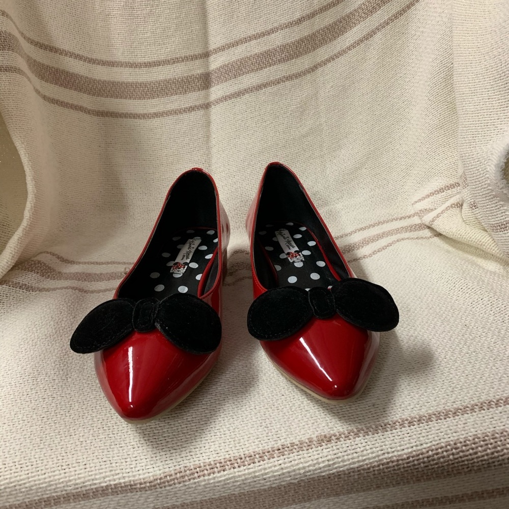 Grace Gift Minnie Mouse shoes